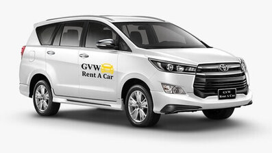 innova crysta car fleet of best car rental company